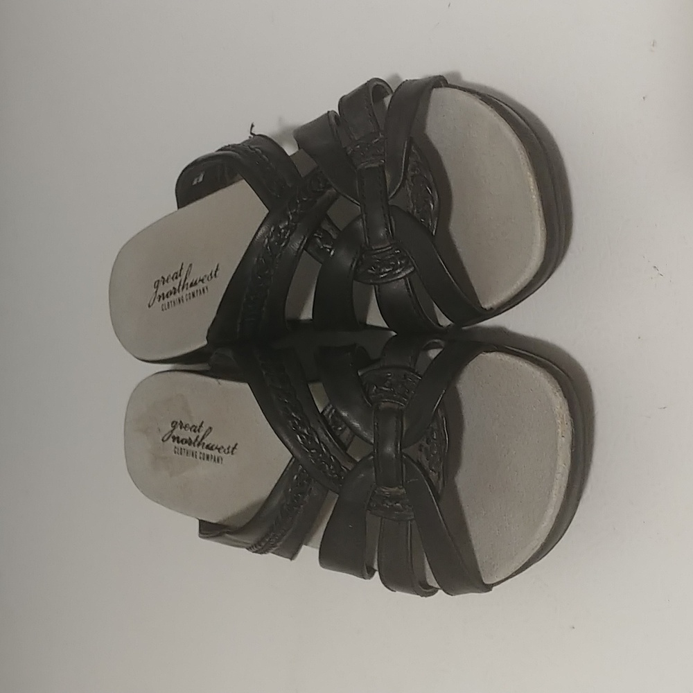 Great Northwest clothing company shoes size 7 black - Picture 3 of 6